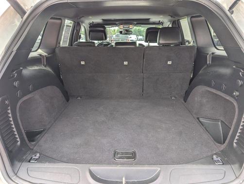 Bright White Clearcoat 2020 Jeep Grand Cherokee Altitude