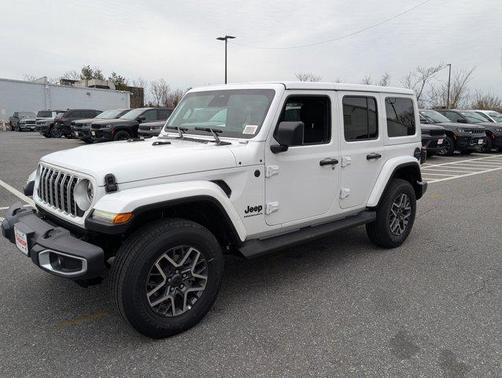 2026 Jeep Wrangler 4-Door Sahara 4x4