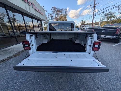 2024 Jeep Gladiator Mojave X