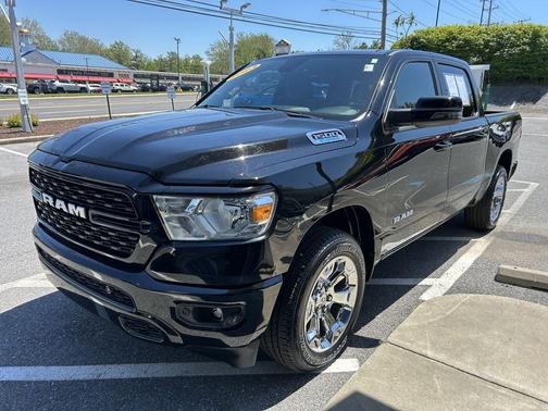 Diamond Black Crystal Pearlcoat 2023 RAM 1500 Big Horn/Lone Star