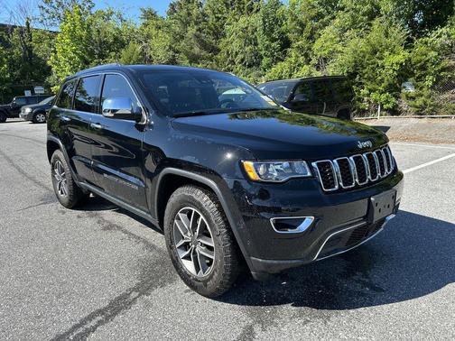 Diamond Black Crystal Pearlcoat 2022 Jeep Grand Cherokee Limited