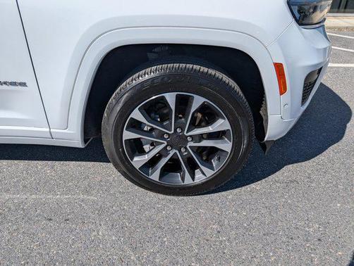 2023 Jeep Grand Cherokee Overland
