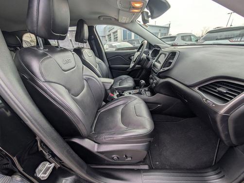 2021 Jeep Cherokee Latitude Lux