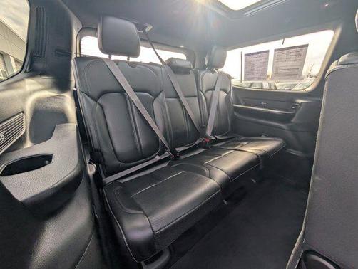 2022 Jeep Wagoneer Series II 4x4