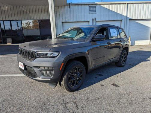2025 Jeep Grand Cherokee Altitude