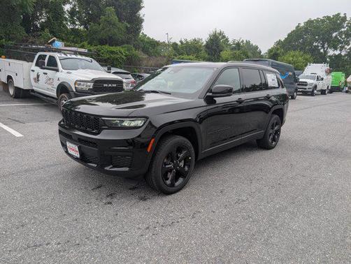2025 Jeep Grand Cherokee L Altitude
