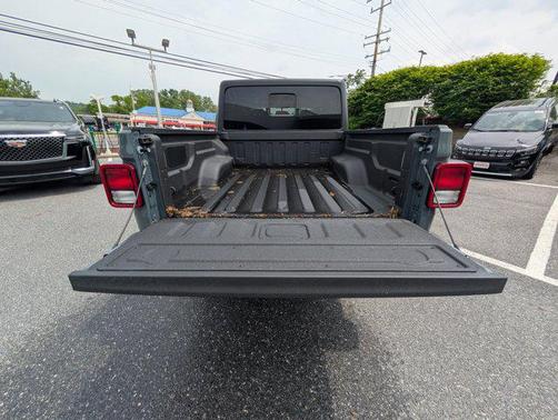 2025 Jeep Gladiator Nighthawk