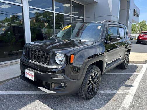 Black 2017 Jeep Renegade Altitude