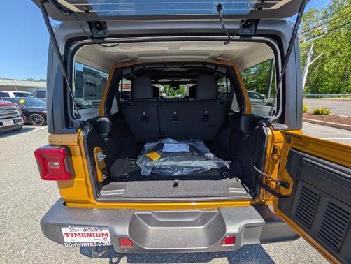 Goldilocks 2026 Jeep Wrangler Sport S