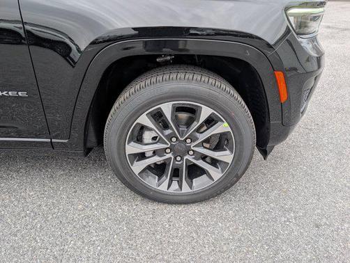 2025 Jeep Grand Cherokee Overland