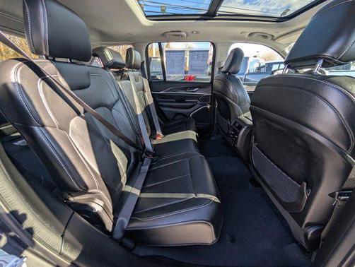 2022 Jeep Grand Cherokee 4xe Base