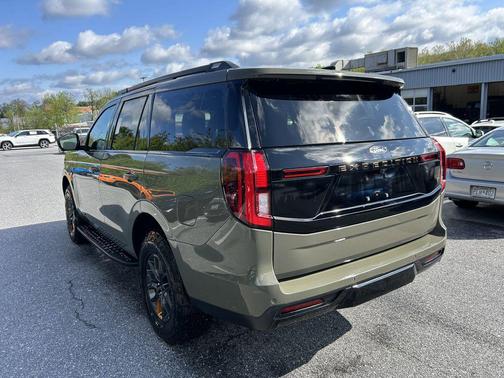Wild Green 2025 Ford Expedition Tremor
