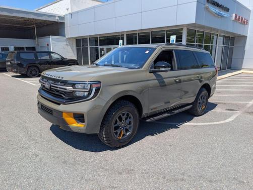 Wild Green 2025 Ford Expedition Tremor