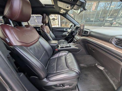 2020 Ford Explorer Platinum