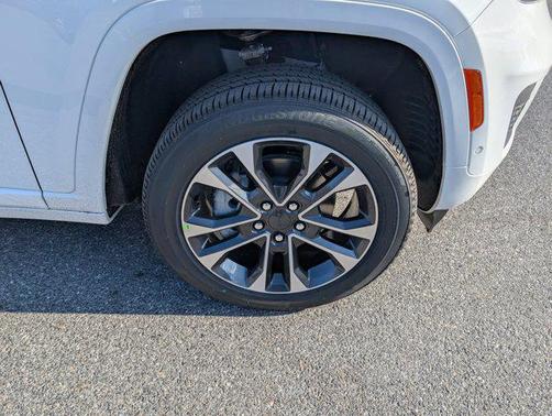 2025 Jeep Grand Cherokee Overland