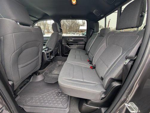 2024 RAM 1500 Big Horn/Lone Star