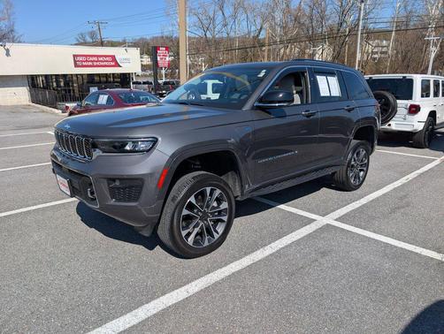 2022 Jeep Grand Cherokee 4xe Overland