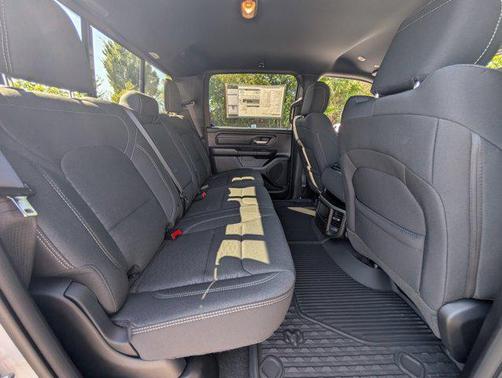 2026 RAM 1500 Warlock Crew Cab 4x4 5'7' Box