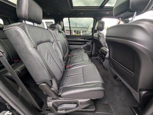 2022 Jeep Wagoneer Series II 4x4