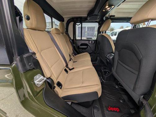 2021 Jeep Gladiator Sport S