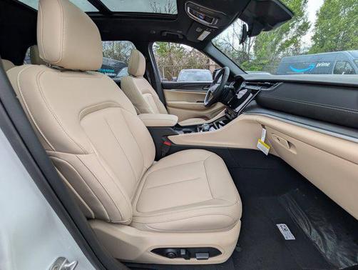 2025 Jeep Grand Cherokee Limited X