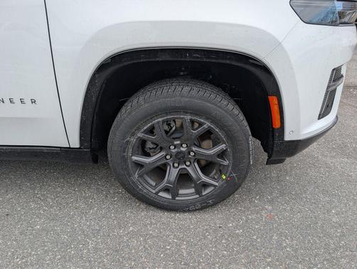 2026 Jeep Grand Wagoneer Limited Altitude 4x4