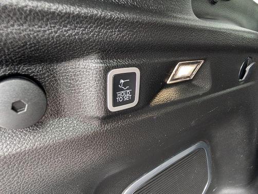 Baltic Gray Metallic Clearcoat 2022 Jeep Grand Cherokee L Limited