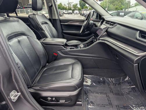 Baltic Gray Metallic Clearcoat 2022 Jeep Grand Cherokee L Limited