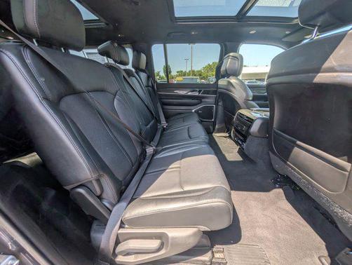 2022 Jeep Wagoneer Series II 4x4