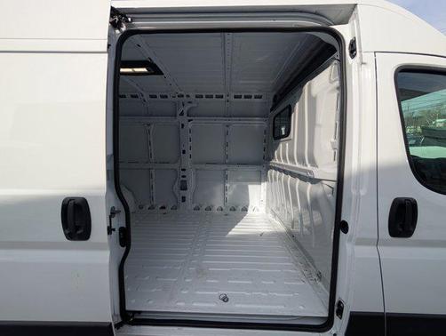 2026 RAM ProMaster 2500 Tradesman