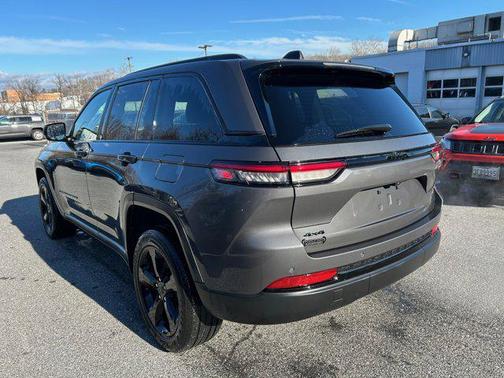 2023 Jeep Grand Cherokee Altitude