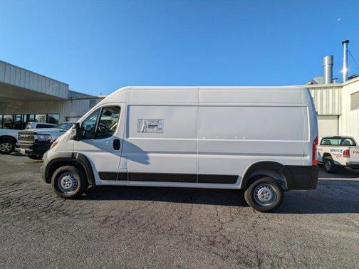 2025 RAM ProMaster 2500 Tradesman