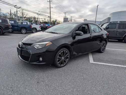 2015 Toyota Corolla S Plus