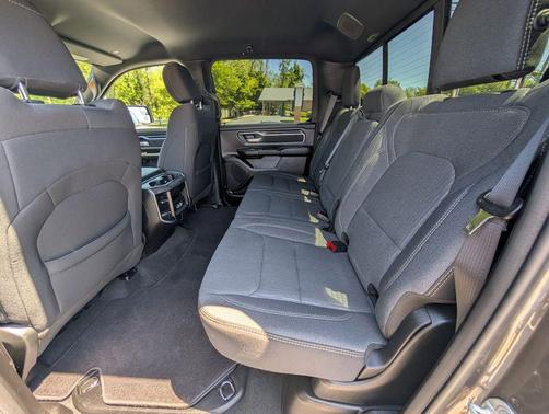 Granite Crystal Metallic Clearcoat 2023 RAM 1500 Big Horn/Lone Star