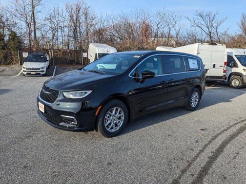2025 Chrysler Pacifica L