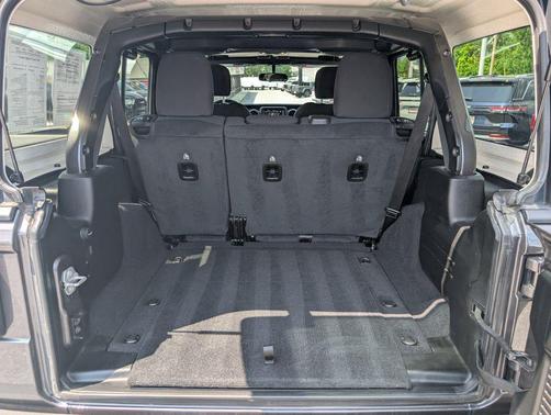 Granite Crystal Metallic Clearcoat 2023 Jeep Wrangler Sport S