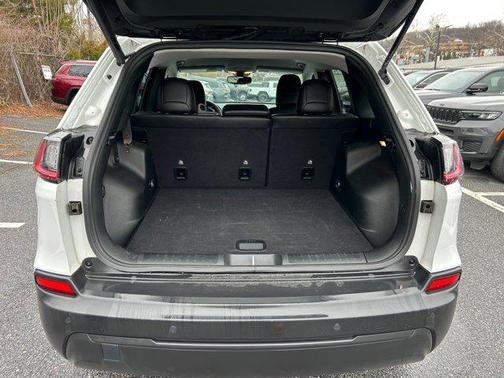 2023 Jeep Cherokee Altitude
