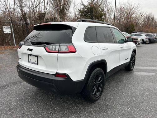 2023 Jeep Cherokee Altitude
