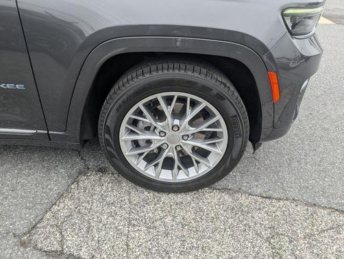 2022 Jeep Grand Cherokee 4xe Summit