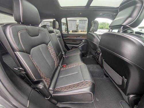 2022 Jeep Grand Cherokee 4xe Summit