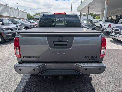 2021 Nissan Frontier SV