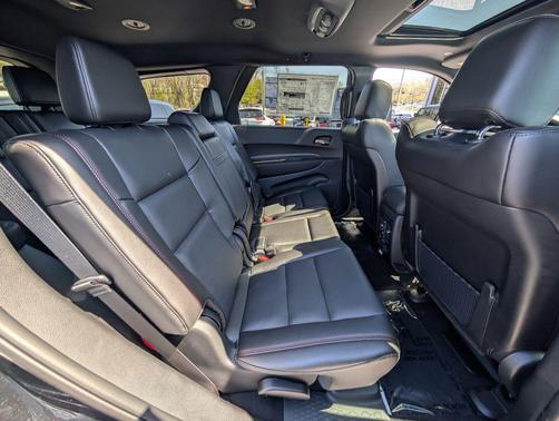 DB Black Clearcoat 2026 Dodge Durango GT Plus