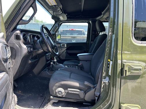 Sarge Green Clearcoat 2022 Jeep Wrangler Unlimited Sport