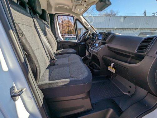 2025 RAM ProMaster 2500 Tradesman