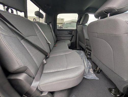 2026 RAM 2500 Tradesman Crew Cab 4x4 6'4' Box