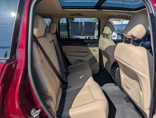 2022 Jeep Grand Cherokee Limited X