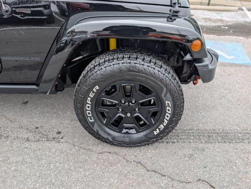 2016 Jeep Wrangler Sahara