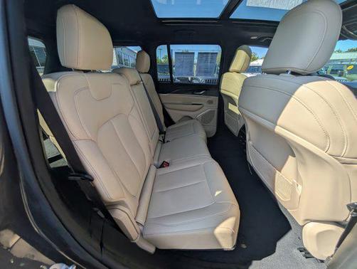 2023 Jeep Grand Cherokee 4xe Base