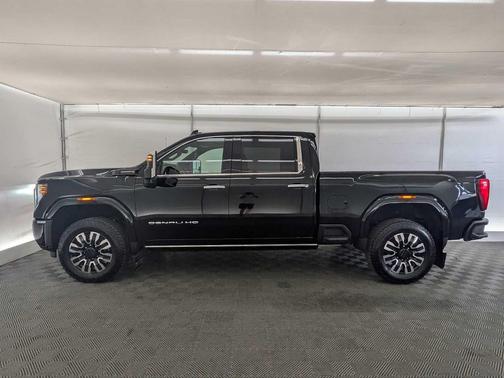 2025 GMC Sierra 3500 Denali