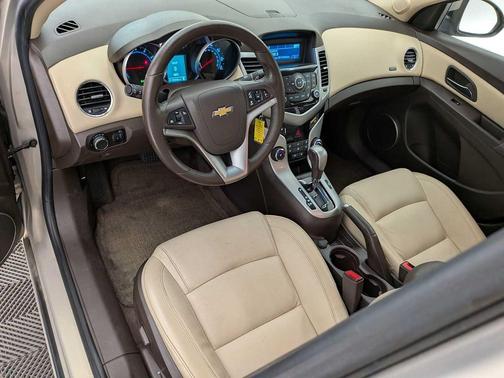 2012 Chevrolet Cruze 2LT